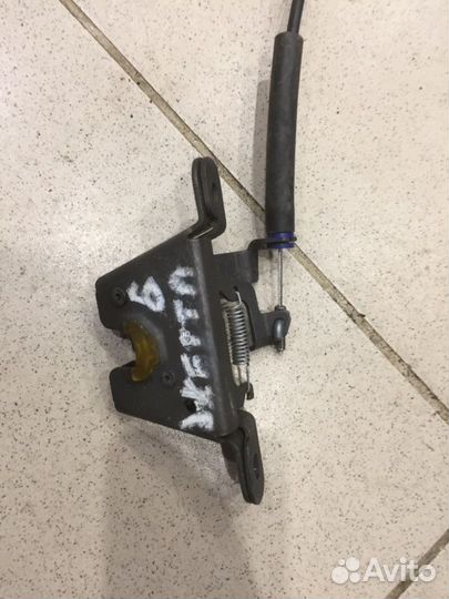 Замок крышки багажника Volkswagen Jetta 6