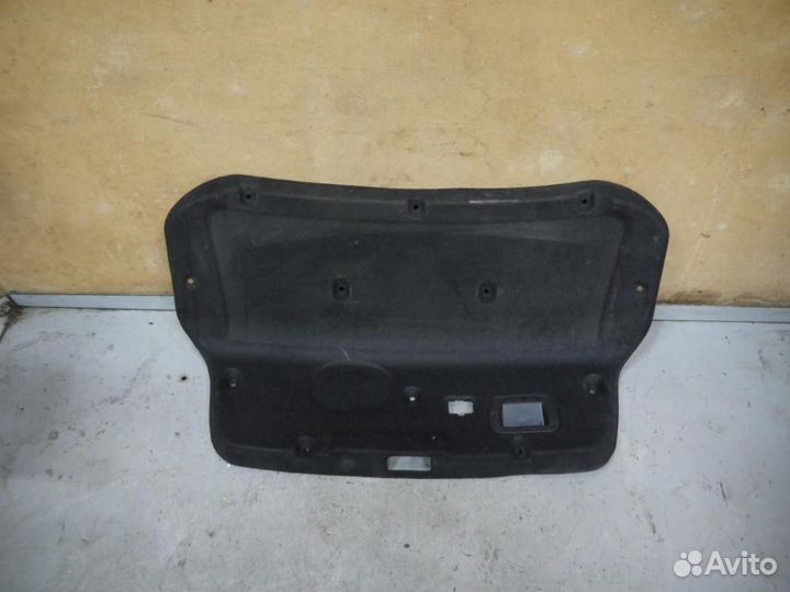 Обшивка двери багажника Hyundai Sonata 4 EF/тагаз