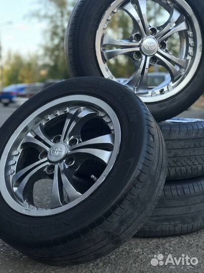 Литые диски R16 5x114.3. Колеса в сборе