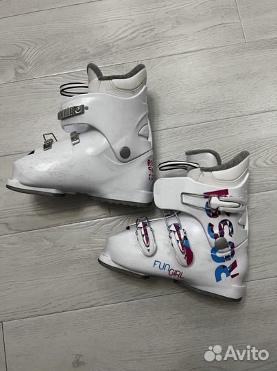 Горнолыжные ботинки детские 22 22.5