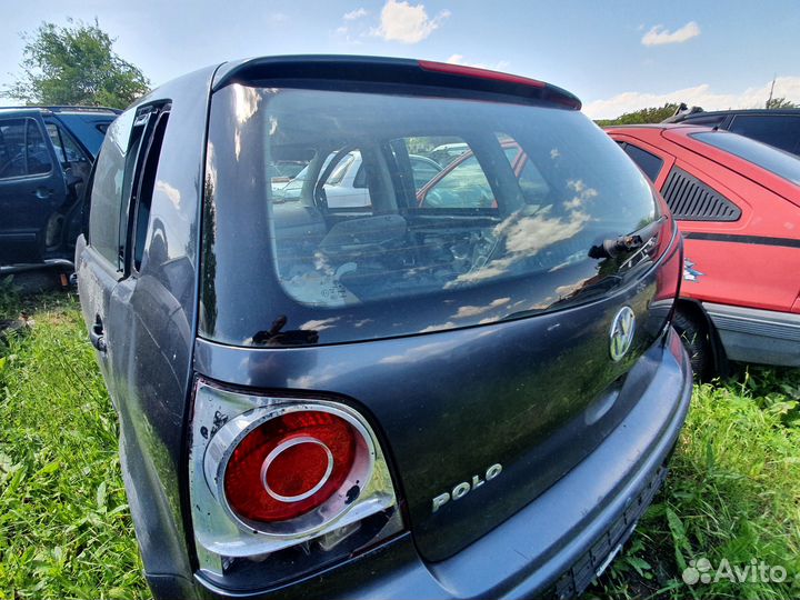 Крышка багажника Volkswagen Polo MK4