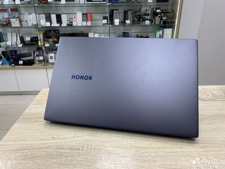 Сд32 Ноутбук honor MagicBook Ryzen5 3500u/8/240