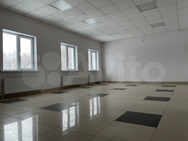Торговое помещение, 239.5 м²