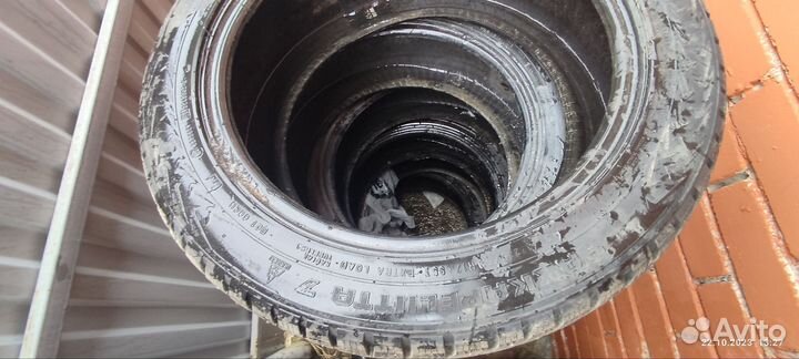 Nokian Tyres Hakkapeliitta 7 215/50 R17