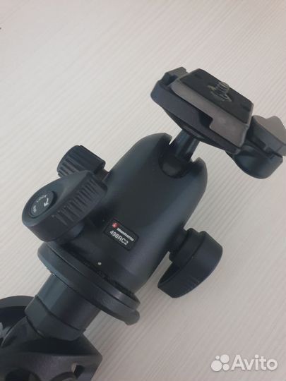 Штатив для фотоаппарата карбон Manfrotto