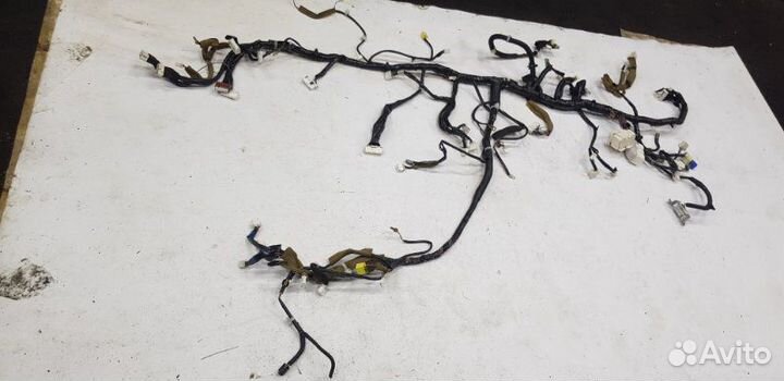 Проводка под торпедо Nissan Teana J32 3.5