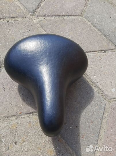 Седло для велосипеда кожаное