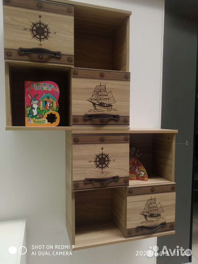 Полка настенная навесная