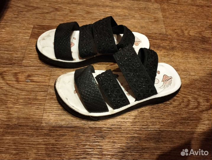 Отдам бесплатно детские вещи на девочку пакетом