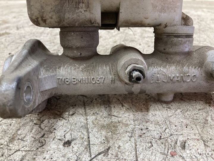 Цилиндр тормозной главный Hyundai Accent