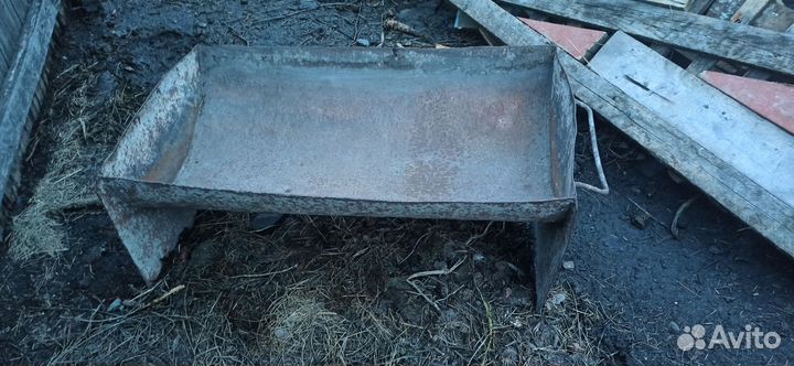 Кормушка для животных