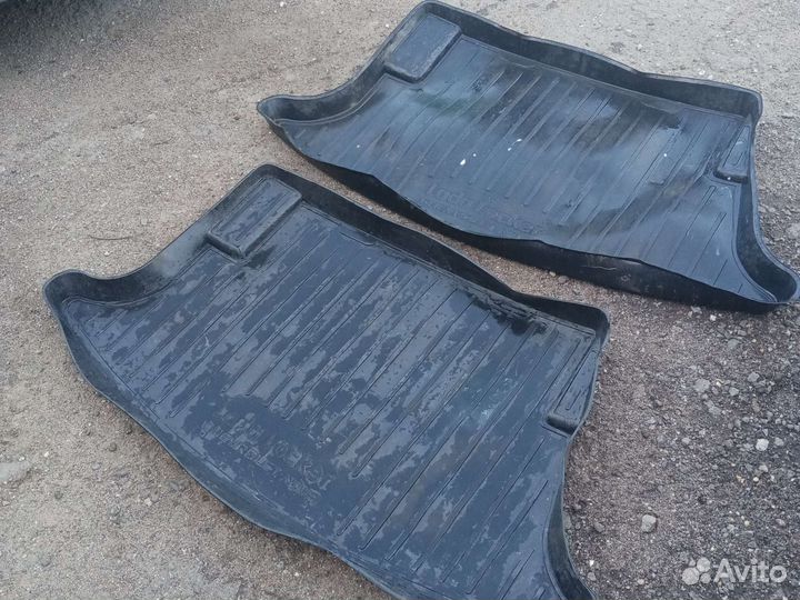 Коврик в багажник Нива Шевроле
