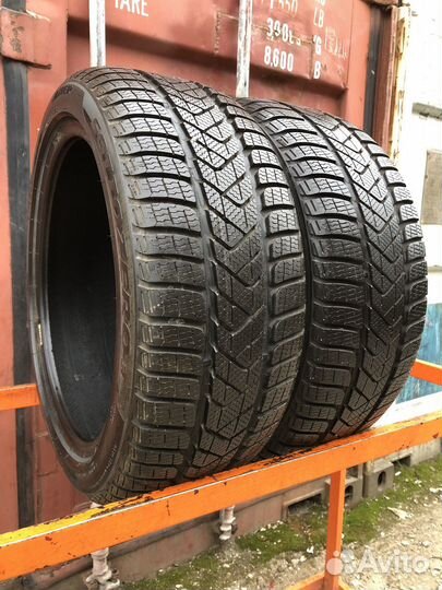 Pirelli Winter Sottozero 3 215/45 R17