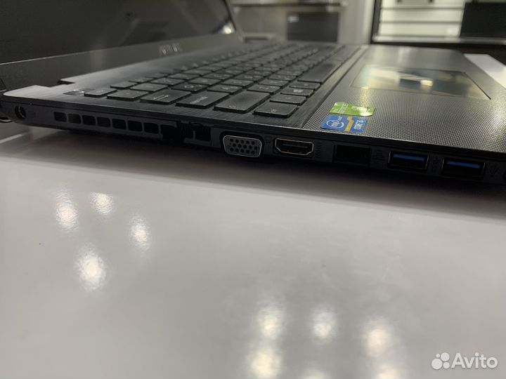 Ноутбук Asus F552C на i5