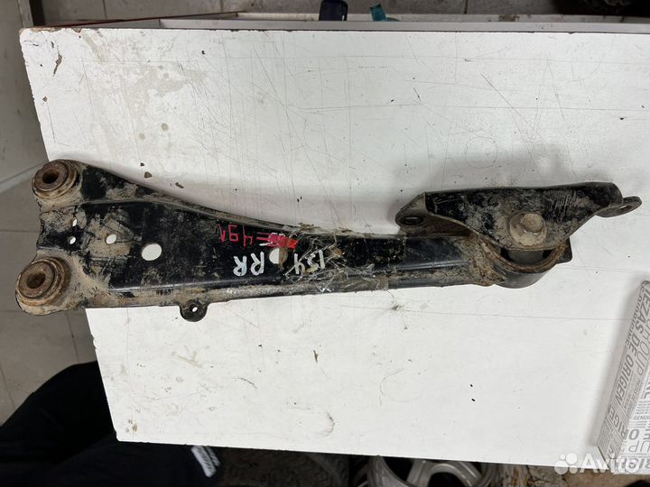 Рычаг задней подвески Toyota Rav4