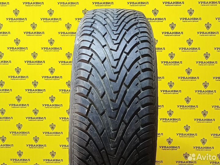 Goodyear Wrangler F1 235/65 R17 104V