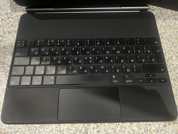 Apple magic keyboard 12.9