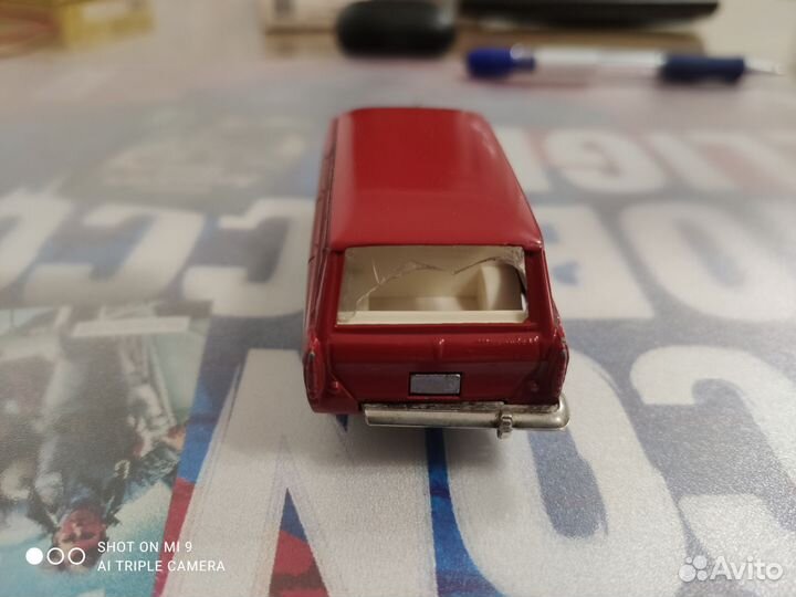 Модель автомобиля москвич 427 СССР