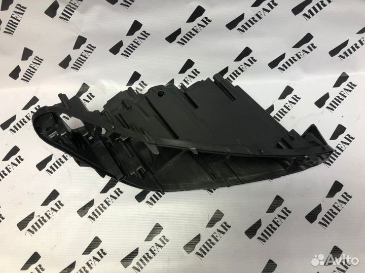 Правый корпус фары BMW 5 F10 2013-2017 Full Led