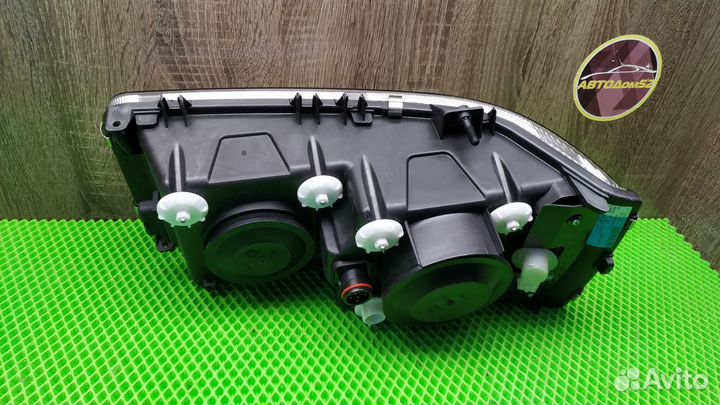 Фара DAF LF 45 55 CF 65 75 85 XF 95 105 24v