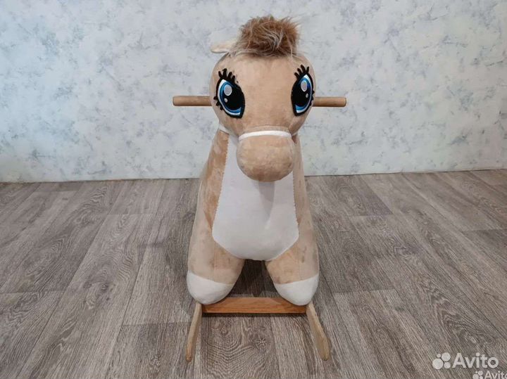 Качалка-игрушка лошадь