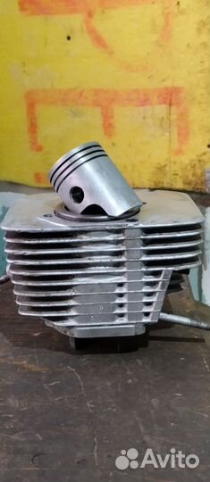 Правый цилиндр с поршнем Ява 638