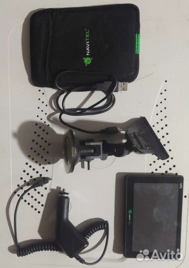 Автомобильный навигатор navitel a500