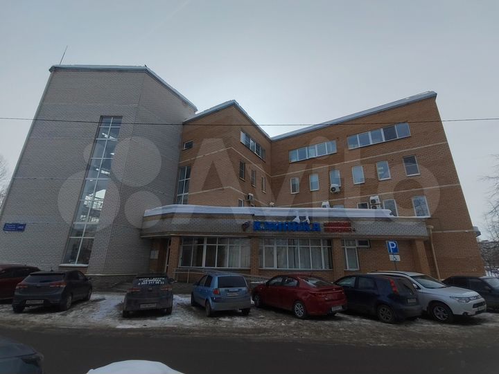 Здание, 1648.2 м²