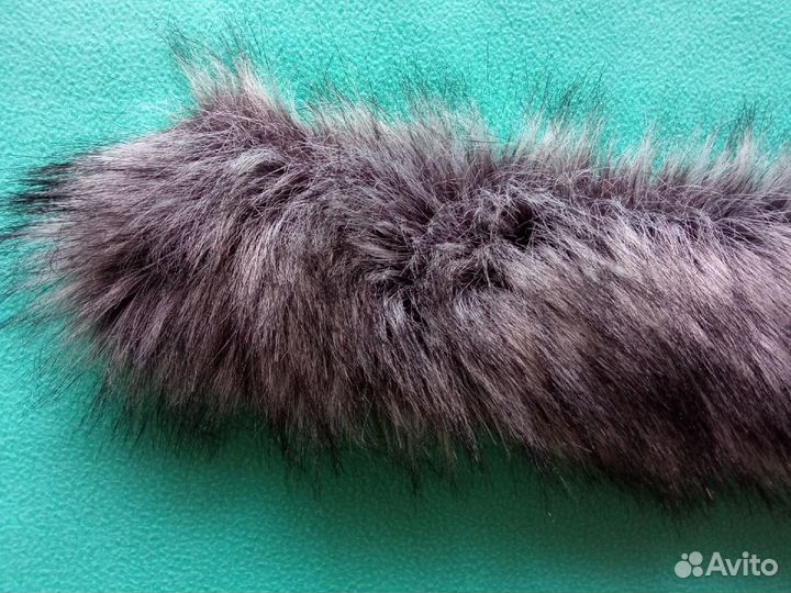 Меховой воротник серый