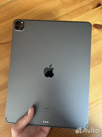 iPad pro 12.9 2021 m1 256gb + sim