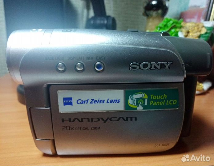 Видеокамера Sony DCR HC28E