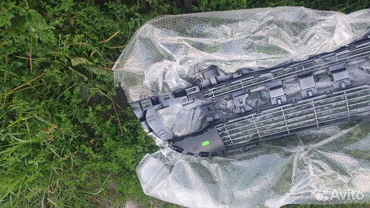 Решётка бампера радиатора пежо 308 7414vh