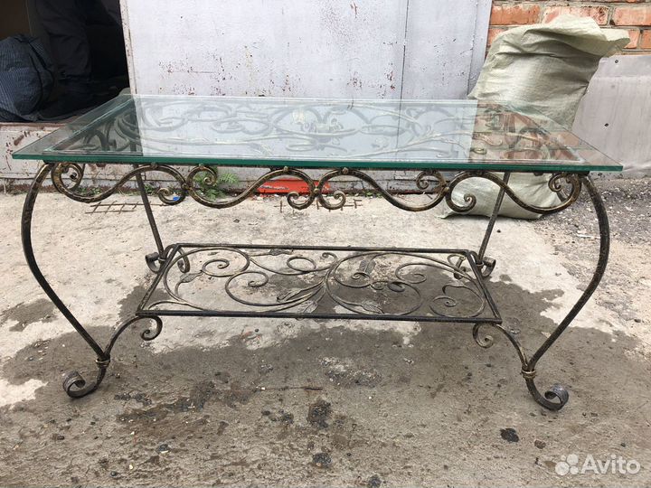 Кованый столик