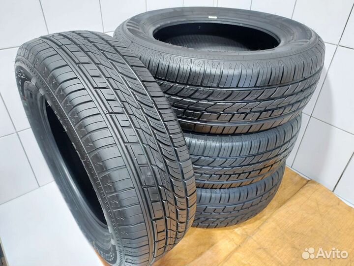 Cooper Discoverer HTS 225/65 R17 102H