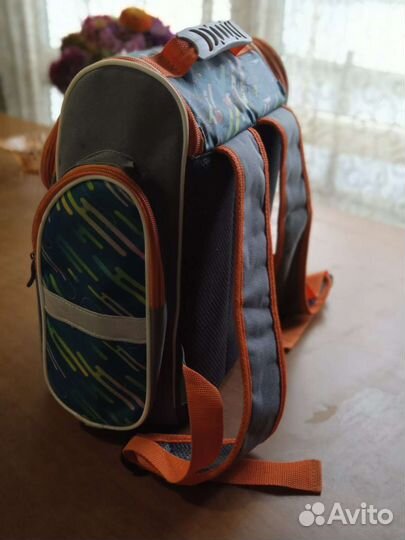 Школьный рюкзак