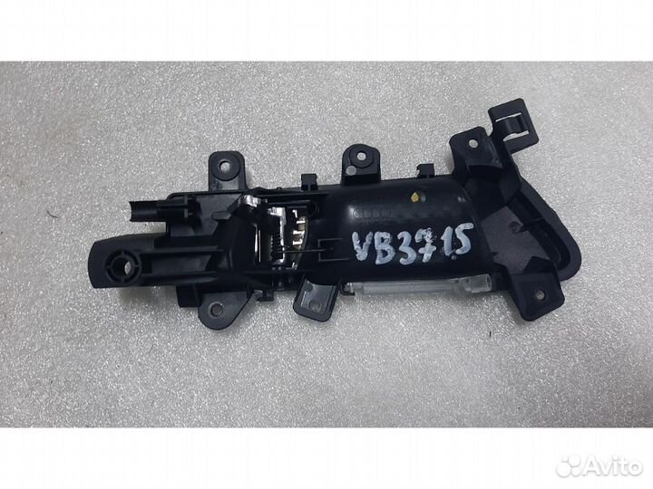 Ручка двери внутренняя audi A4 B8 передняя левая внутренняя