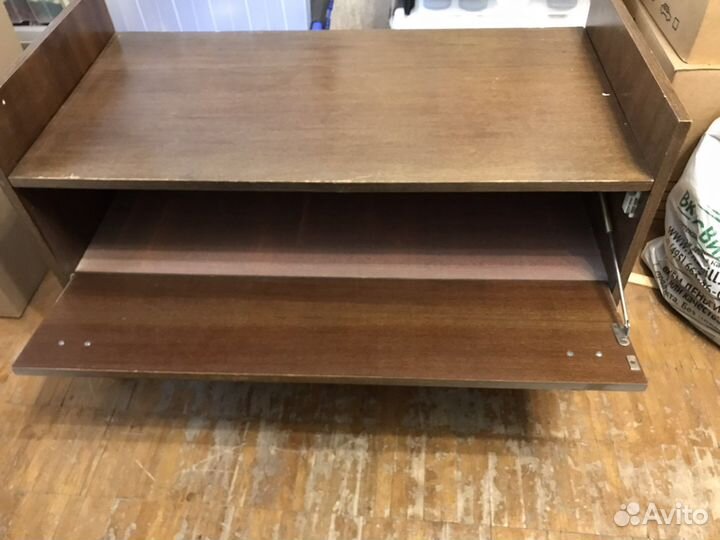 Тумба под телевизор