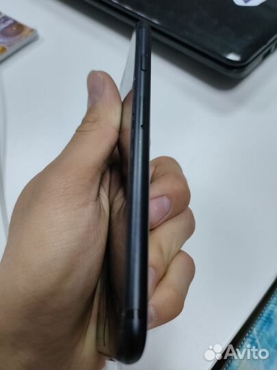 iPhone 7, 32 ГБ