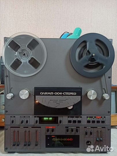 Катушечный магнитофон олимп 004 с пультом