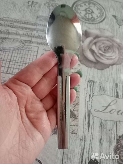 Столовые приборы: ложки, вилки, ножи(нержавейка)