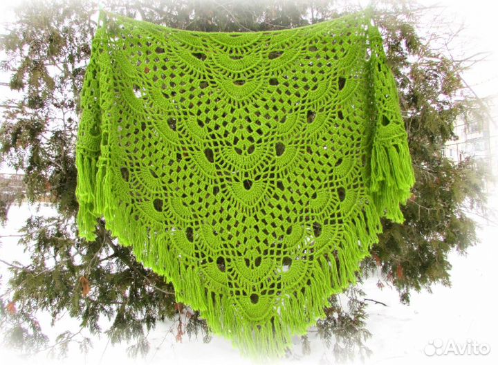 Шаль вязаная крючком женская