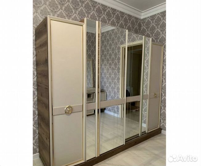 Сборщик мебели