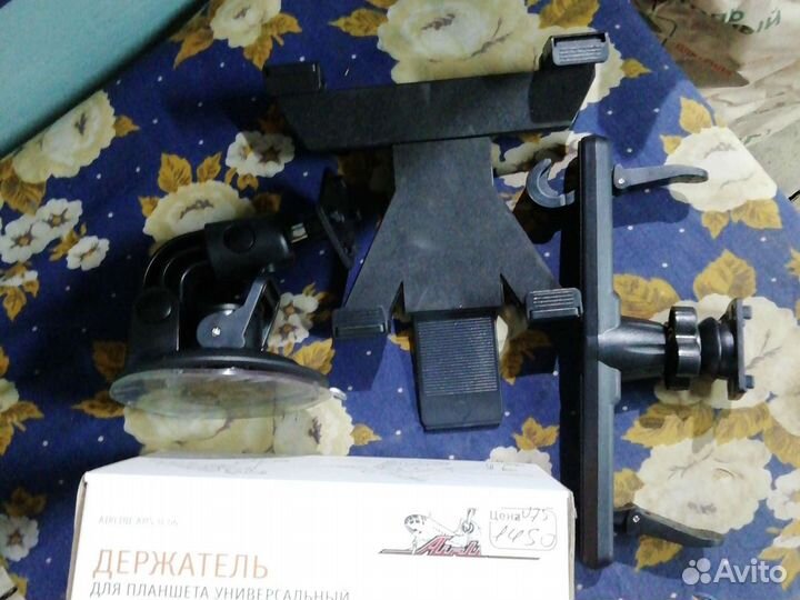 Держатель для планшета универсальный на стекло + н