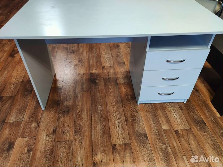 Компьютерный стол бу