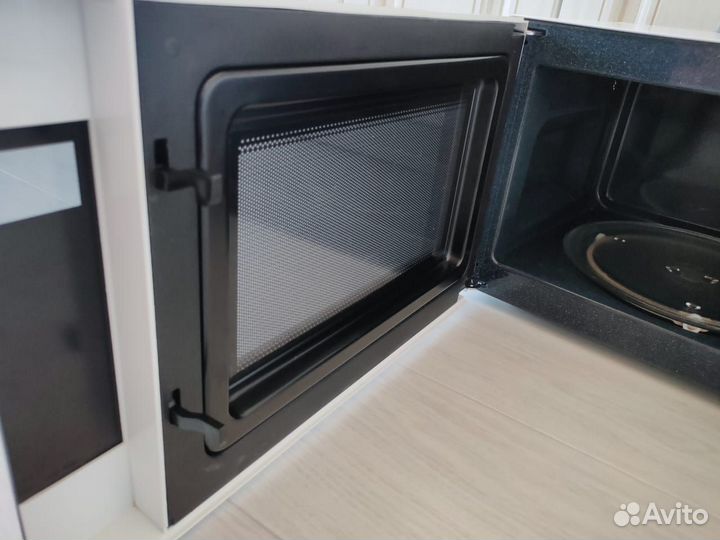 Микроволновая печь