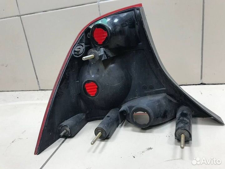 Фонарь задний правый Ford Focus