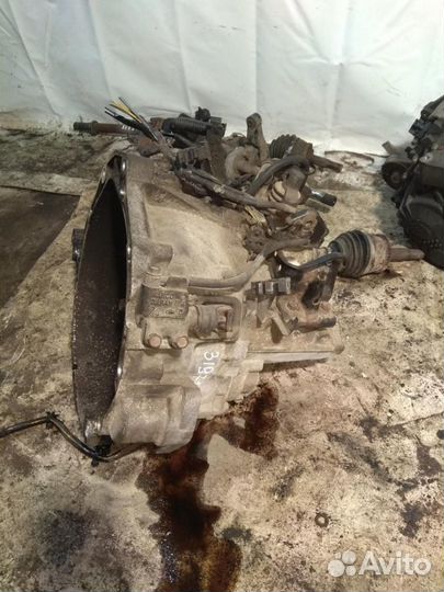 Коробка 8200 131 489 2.2 Турбо дизель Nissan Prim