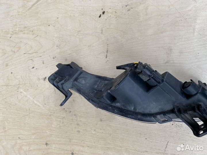 Туманка Kia Rio X-line передняя правая