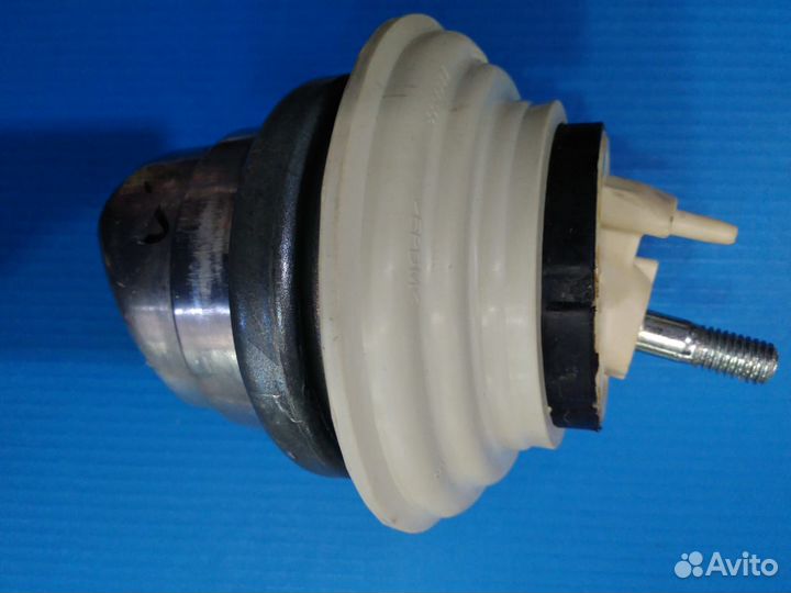 Опора двигателя 2.0L Jaguar XF XJ XE