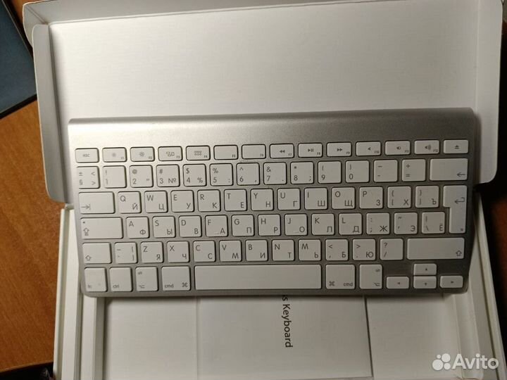 Клавиатуры и мышь Apple